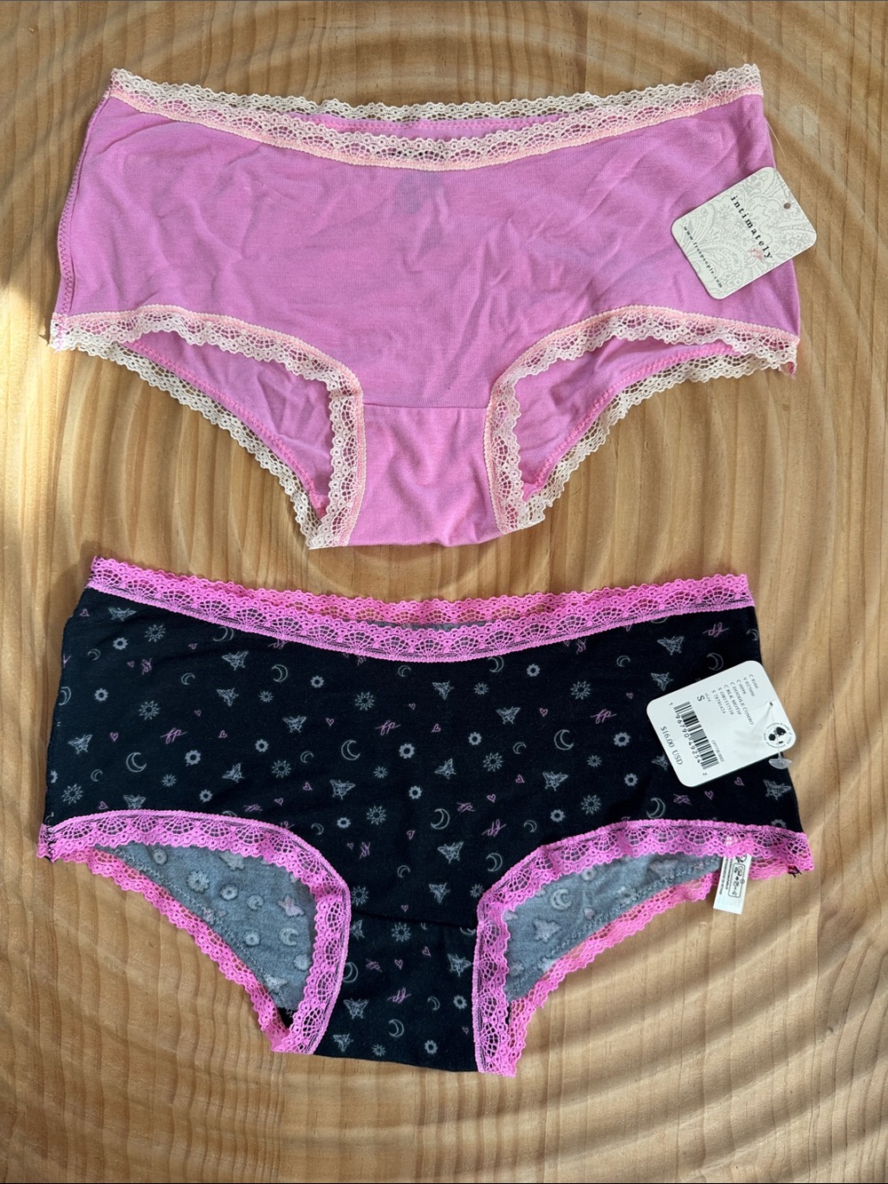 Free people Women’s Lace-Trim Hipster Panties - Pink & Black (2-Pack)